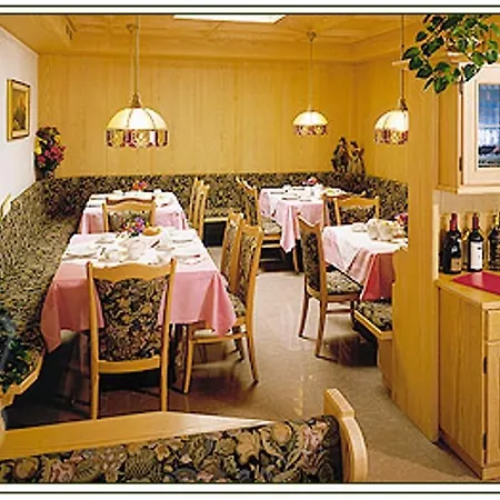 Hotel Sureghes